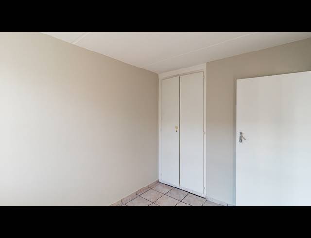 3 BEDROOM APARTMENT FOR SALE IN WELTEVREDEN PARK